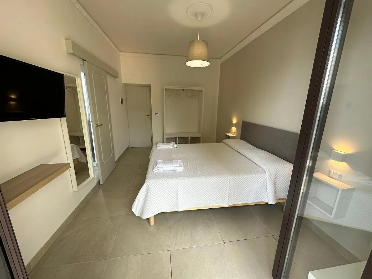 Mira Taormina Rooms